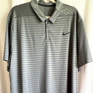 Mens- 3XL NIKE Dri-fit grey striped polo shirt